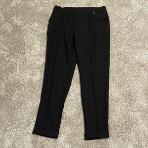 Like new! FIGS brand black professional pleated ankle pants
